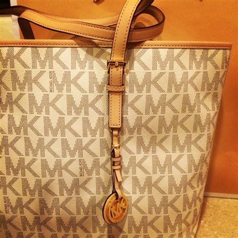 michael kors bags outlet in the philippines|Michael Kors factory outlet bags.